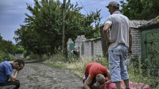 El gobernador de la bombardeada región ucraniana de Lugansk se "prepara para lo peor"