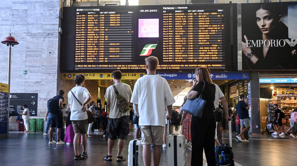 Guasto alla linea, sospesa circolazione ferroviaria a Roma