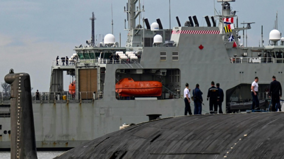 Navio de guerra canadense chega a Cuba depois de submarinos da Rússia e EUA