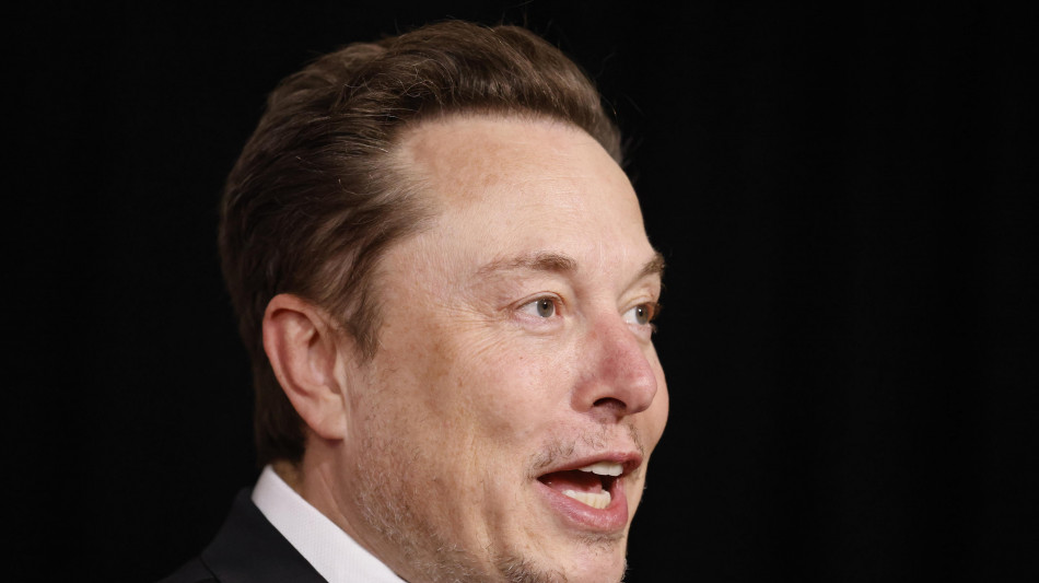 Musk donerà 45 milioni dollari al mese a campagna di Trump