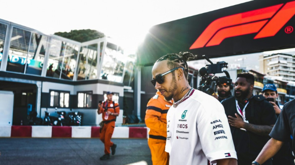 Lewis Hamilton diz que Vini Jr foi 'incrivelmente corajoso' ao reagir contra o racismo