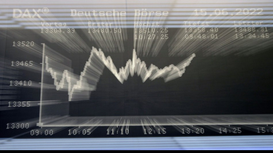 Umsatz der Dax-Konzerne wächst leicht - Gewinn steigt deutlich