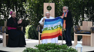 Pope leads forum for peace in Italy's Verona