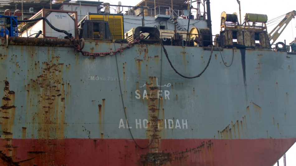 Yemen's stricken oil tanker: defusing a 'ticking time bomb'