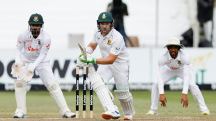 Elgar defends South Africans against 'sledging' allegations