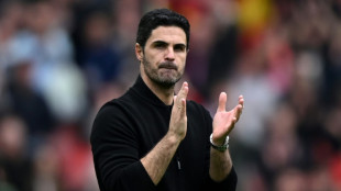 Arteta says Arsenal must be almost 'perfect' to take title from Man City