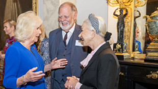 Queen Camilla als Barbie-Puppe verewigt