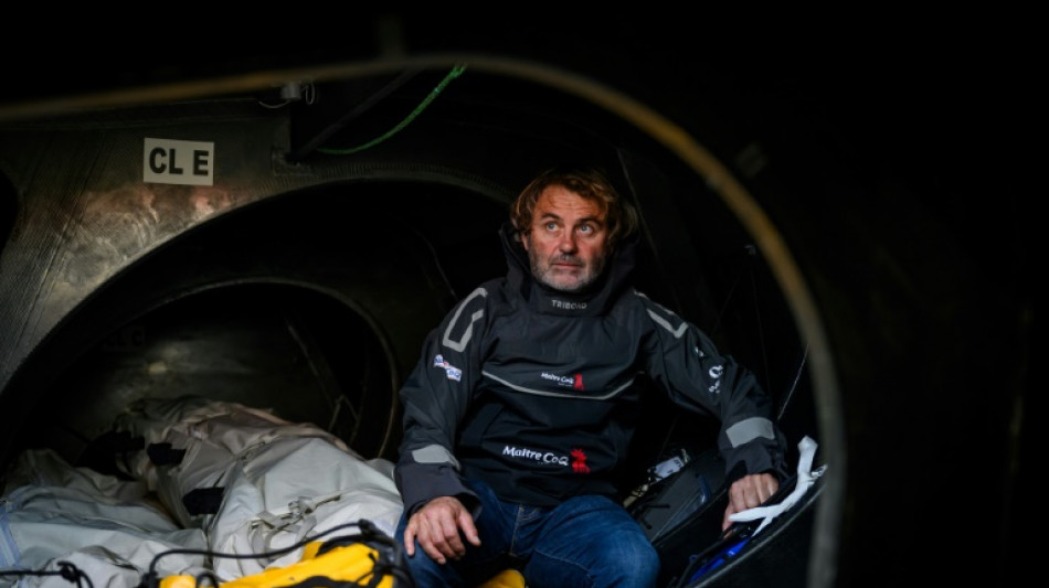 Podcasts, séries et pêche à la ligne, les drôles d'occupations des marins du Vendée Globe