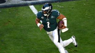 Quarterback Hurts unterschreibt Rekordvertrag bei den Eagles