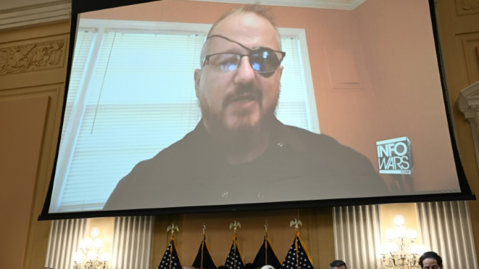 Líder del grupo Oath Keepers niega haber planeado ataque al Capitolio de EEUU