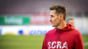 Klose erhält President's Award der UEFA