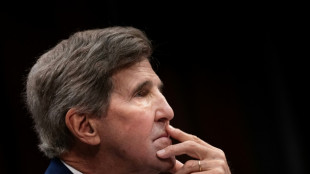 US climate envoy Kerry holds talks in China