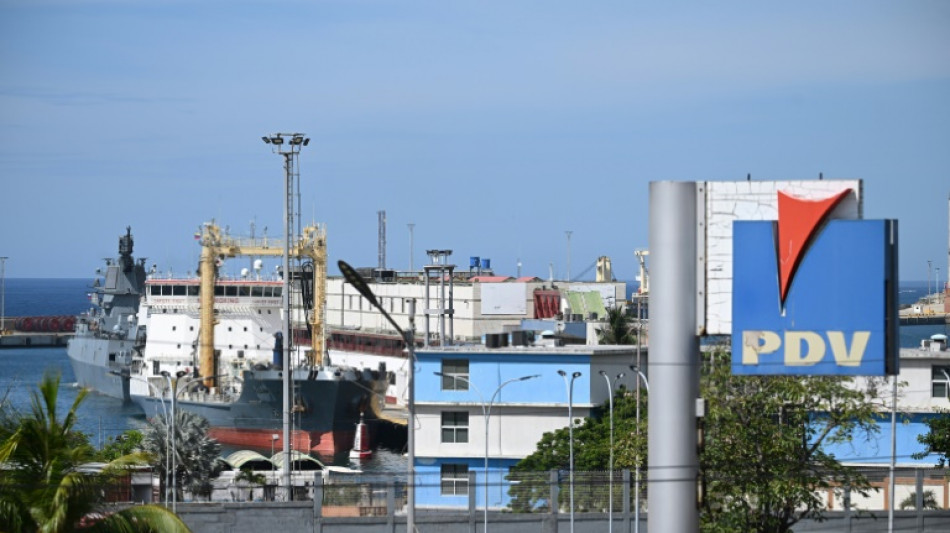 Navios militares russos chegam ao porto venezuelano de La Guaira