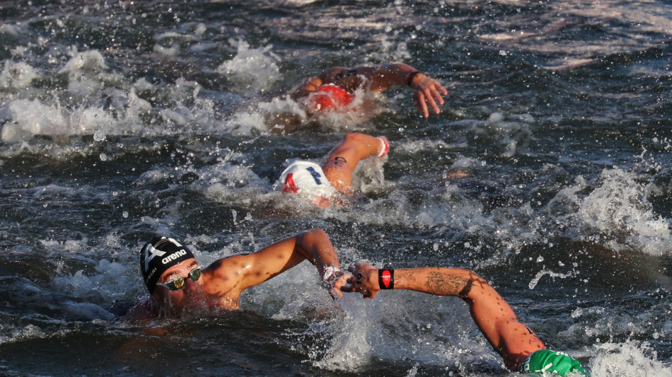 Parigi: Paltrinieri nono nella 10 km di fondo, Acerenza quarto