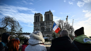 Notre-Dame de Paris reabre as portas cinco anos após incêndio