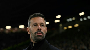 Van Nistelrooy accepts Man Utd lack a clinical striker