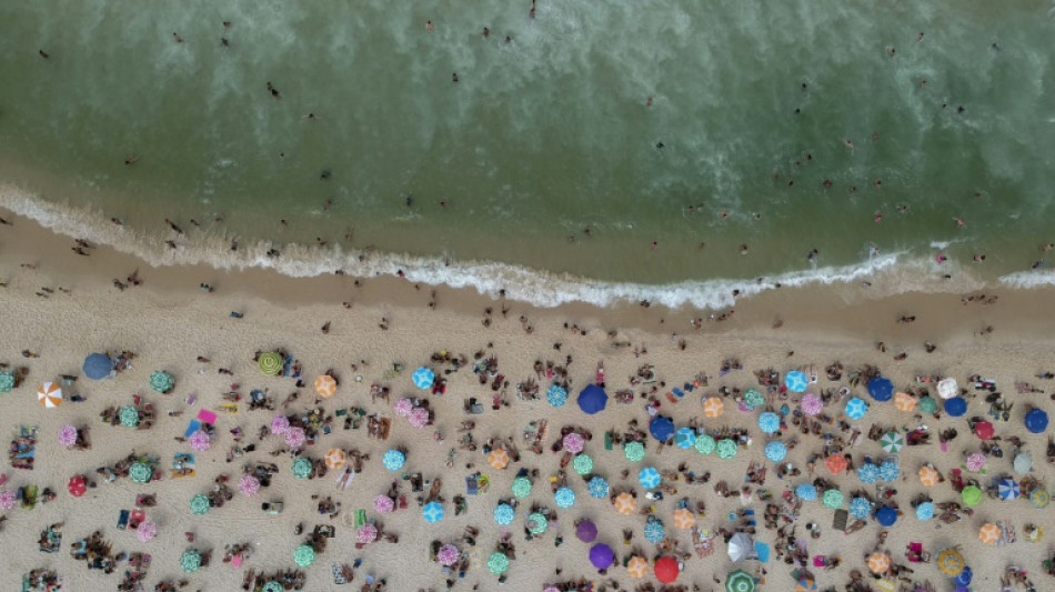 Brazil's idyllic Copacabana rocked by crime, vigilantes