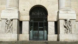 Borsa: Milano apre in calo dello 0,59%