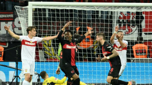 Leverkusen late heroics keep unbeaten streak alive, Kane hits two in Bayern win